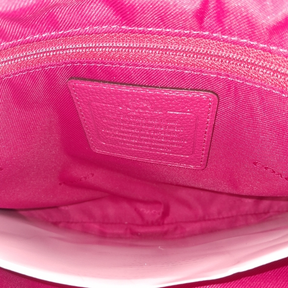 Coach Edie Leather Shoulder Bag 31 - Picture 14 of 16